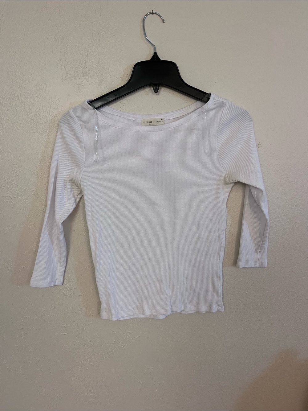 Frankee & Skylarr ribbed 3/4-sleeve boatneck top size medium